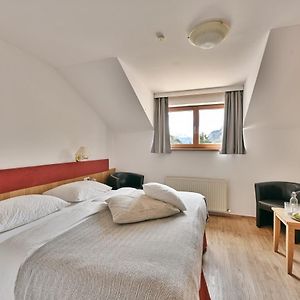 Dreibettzimmer